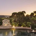 Villa Magnificent Seafront Corfu 5 En-suite Bedrooms The Durrells House Historic Elegance Modern Luxuries Direct Access Private, Corfu (city)