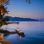 Magnificent Seafront Corfu 5 En-suite Bedrooms The Durrells House Historic Elegance Modern Luxuries Direct Access Private, Villa *