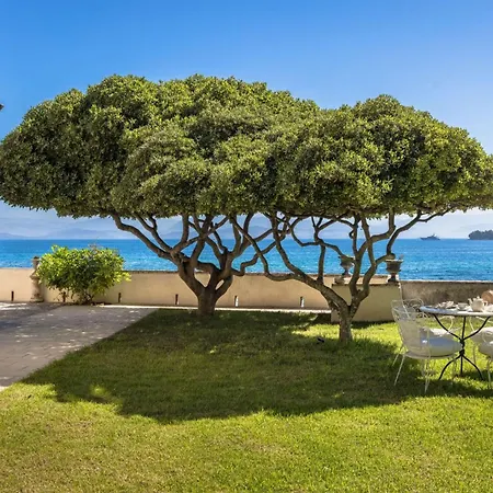 Magnificent Seafront Corfu 5 En-suite Bedrooms The Durrells House Historic Elegance Modern Luxuries Direct Access Private, * コルフ島