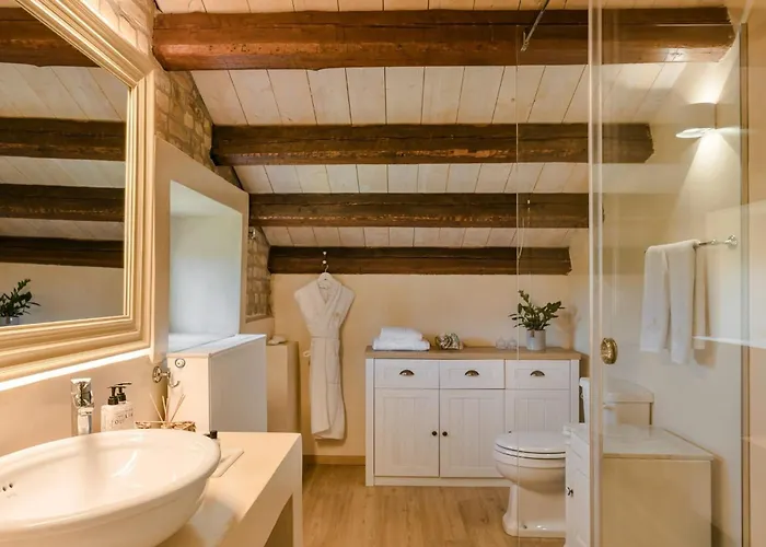 Magnificent Seafront Corfu 5 En-suite Bedrooms The Durrells House Historic Elegance Modern Luxuries Direct Access Private, Villa
