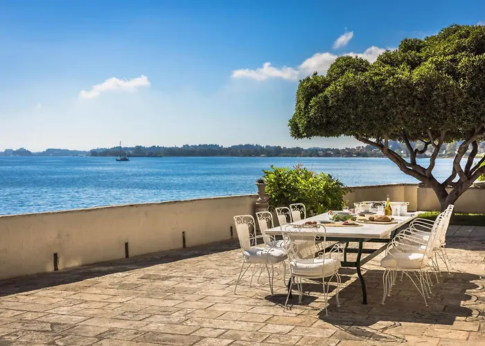 Villa Magnificent Seafront Corfu 5 En-suite Bedrooms The Durrells House Historic Elegance Modern Luxuries Direct Access Private, Corfu (city)