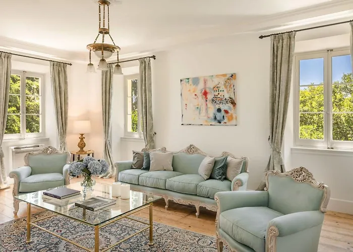 Magnificent Seafront Corfu 5 En-suite Bedrooms The Durrells House Historic Elegance Modern Luxuries Direct Access Private, Villa